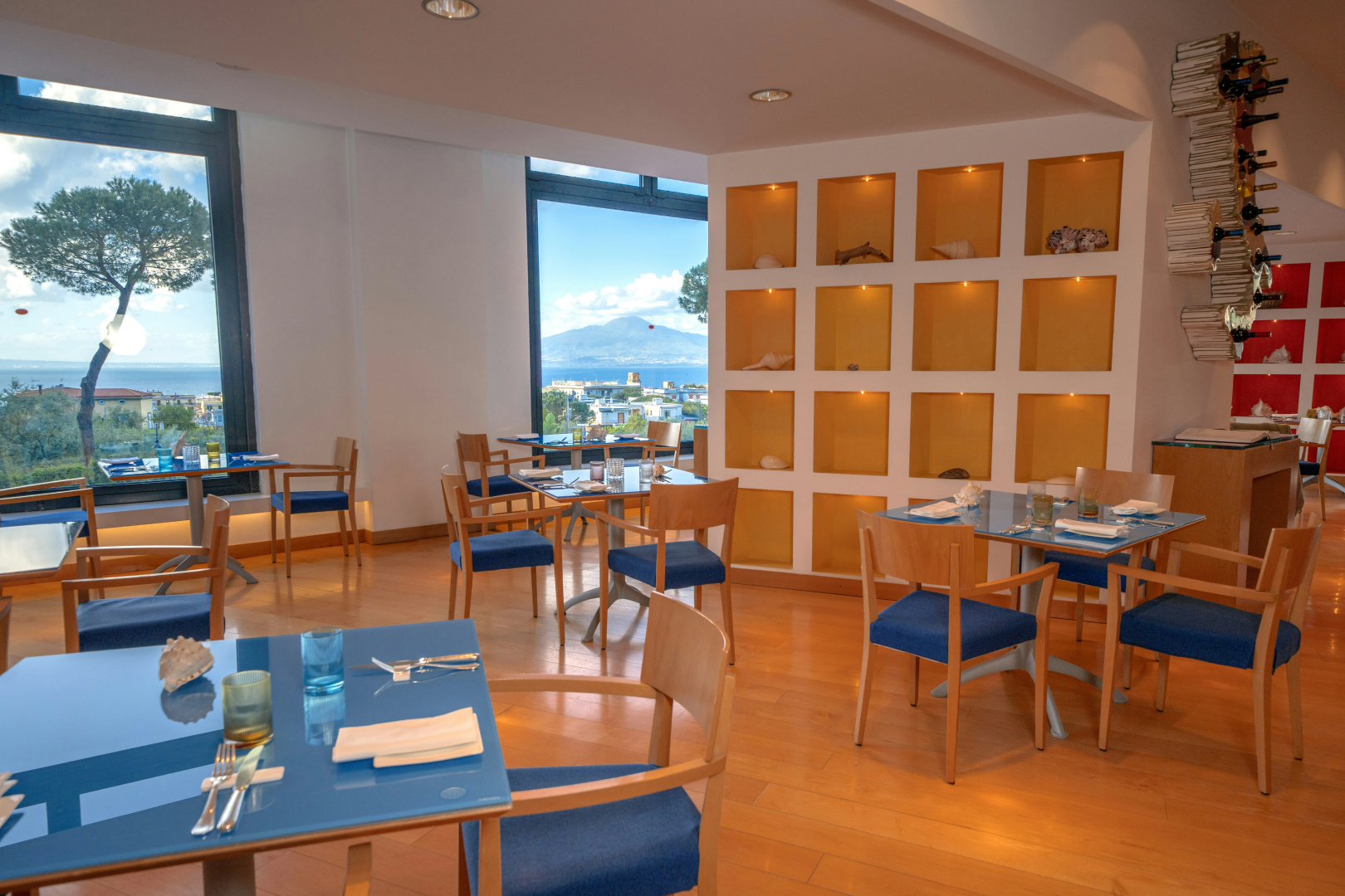 Photo - Hilton Sorrento Palace
