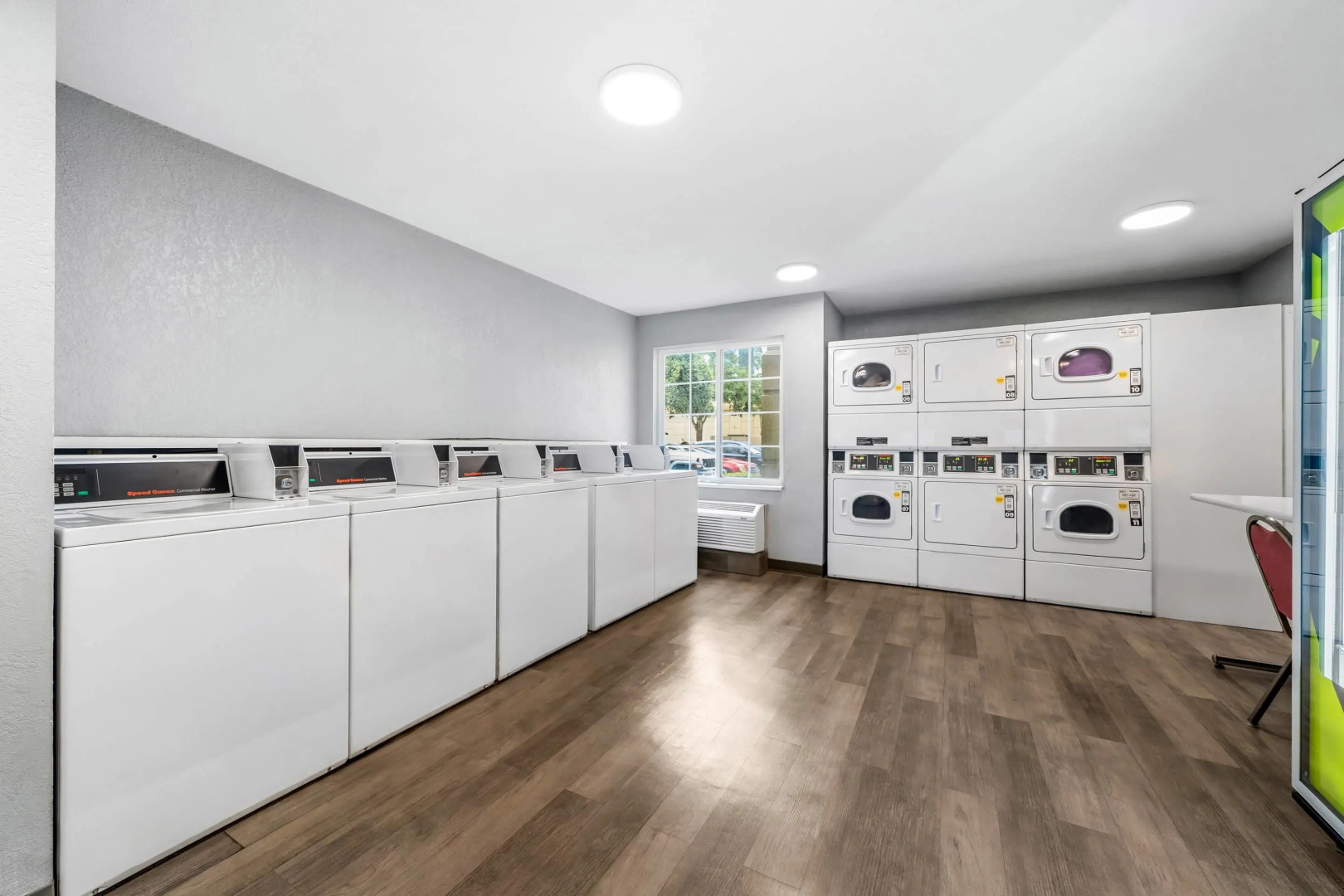 Photo - MainStay Suites Orlando Altamonte Springs