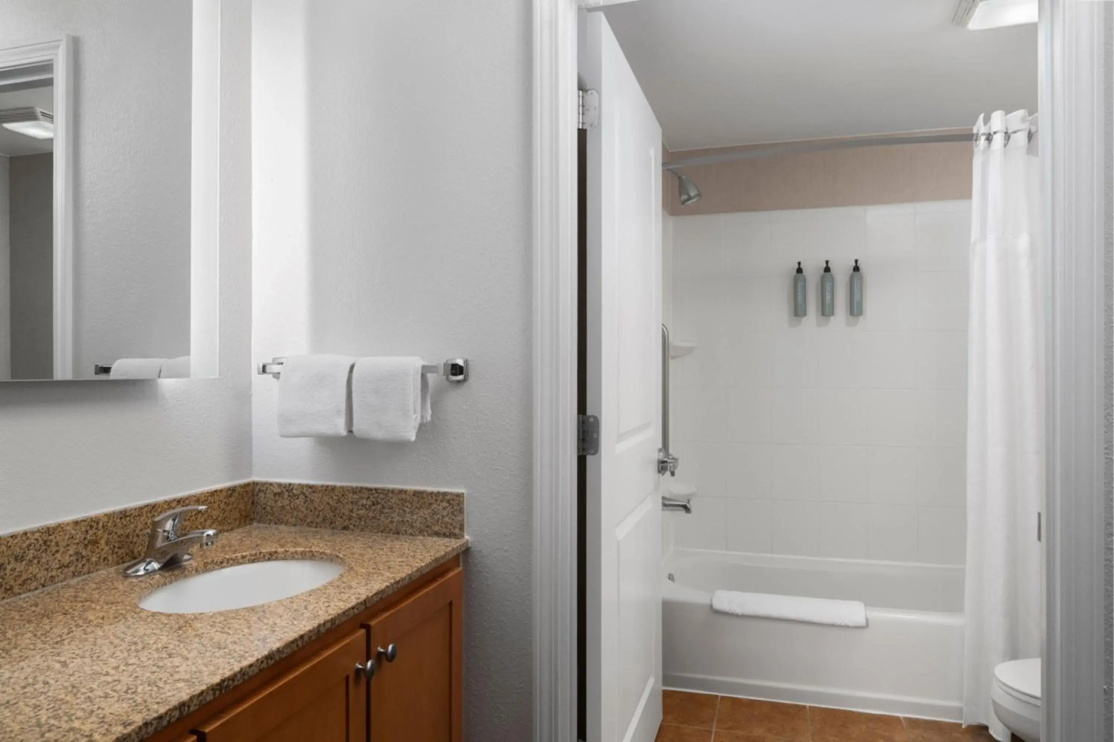 Foto - Residence Inn Neptune at Gateway Center