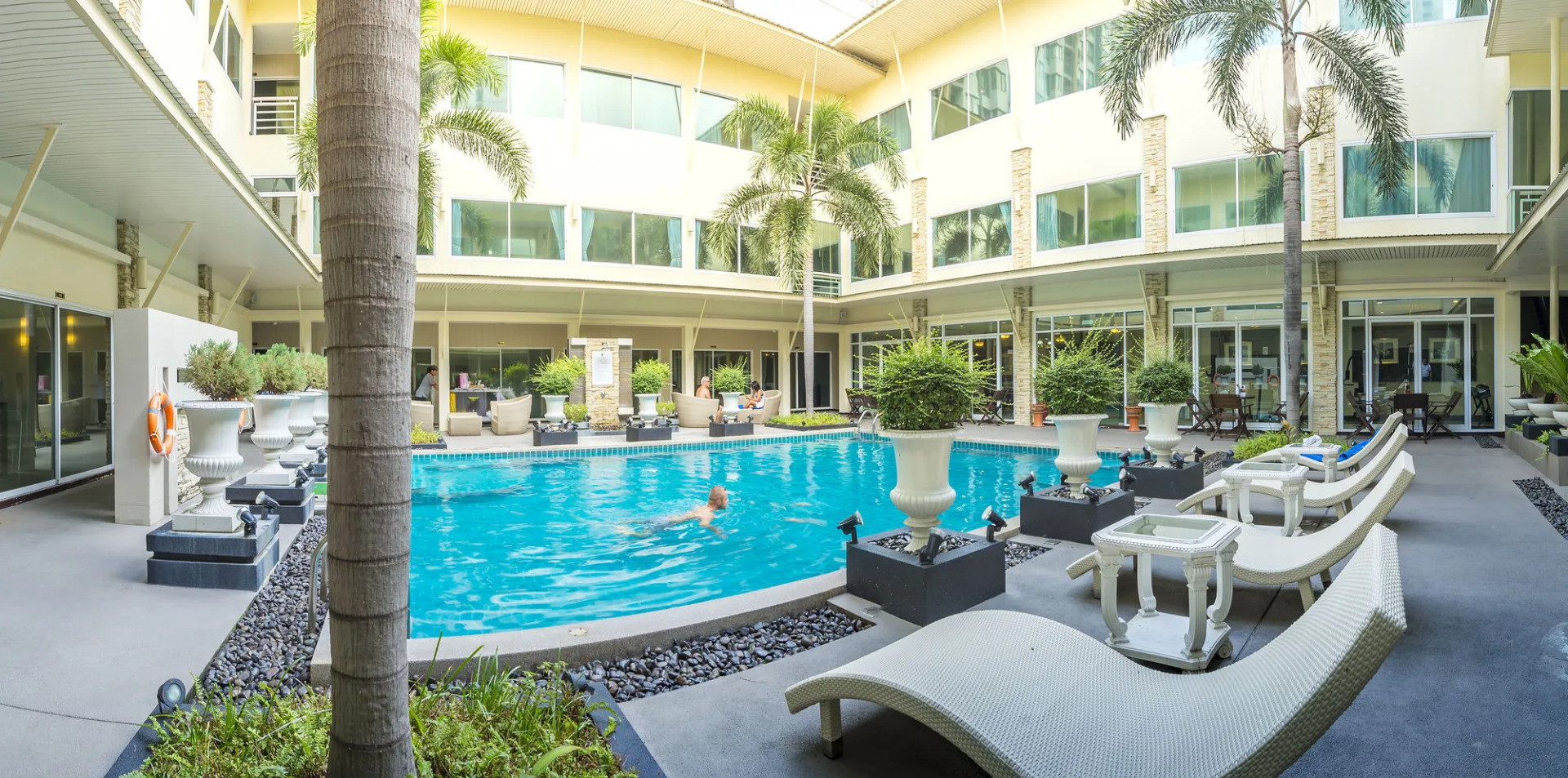 Photo - Qiu Hotel Sukhumvit - BTS On Nut Station