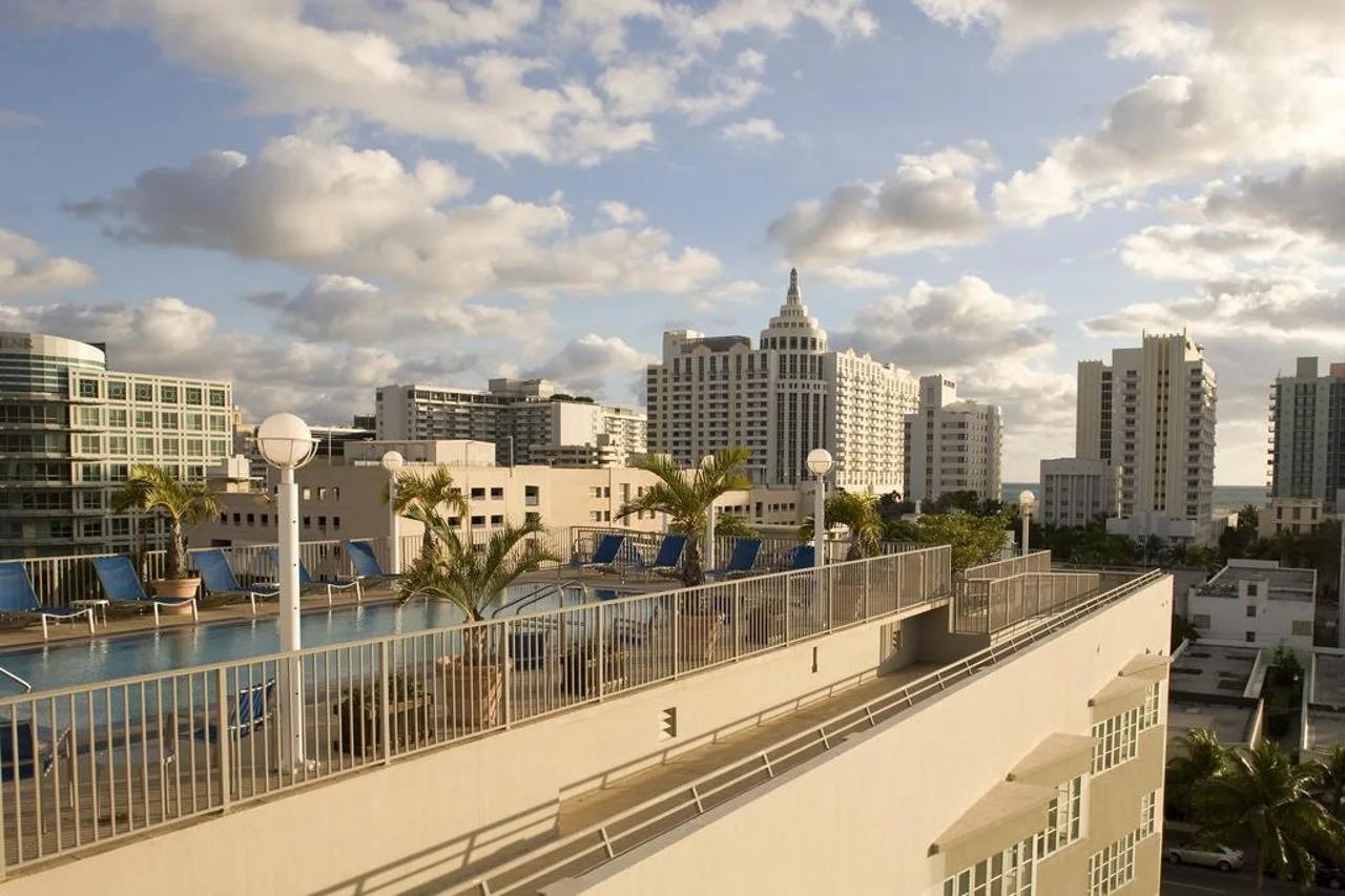 Photo - Courtyard Miami Beach South Beach