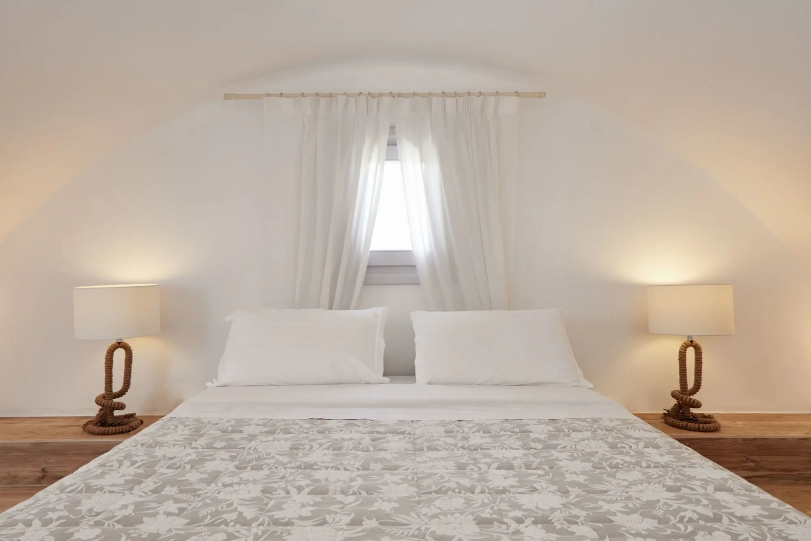 Photo - Orabel Suites Santorini (Adults Only)