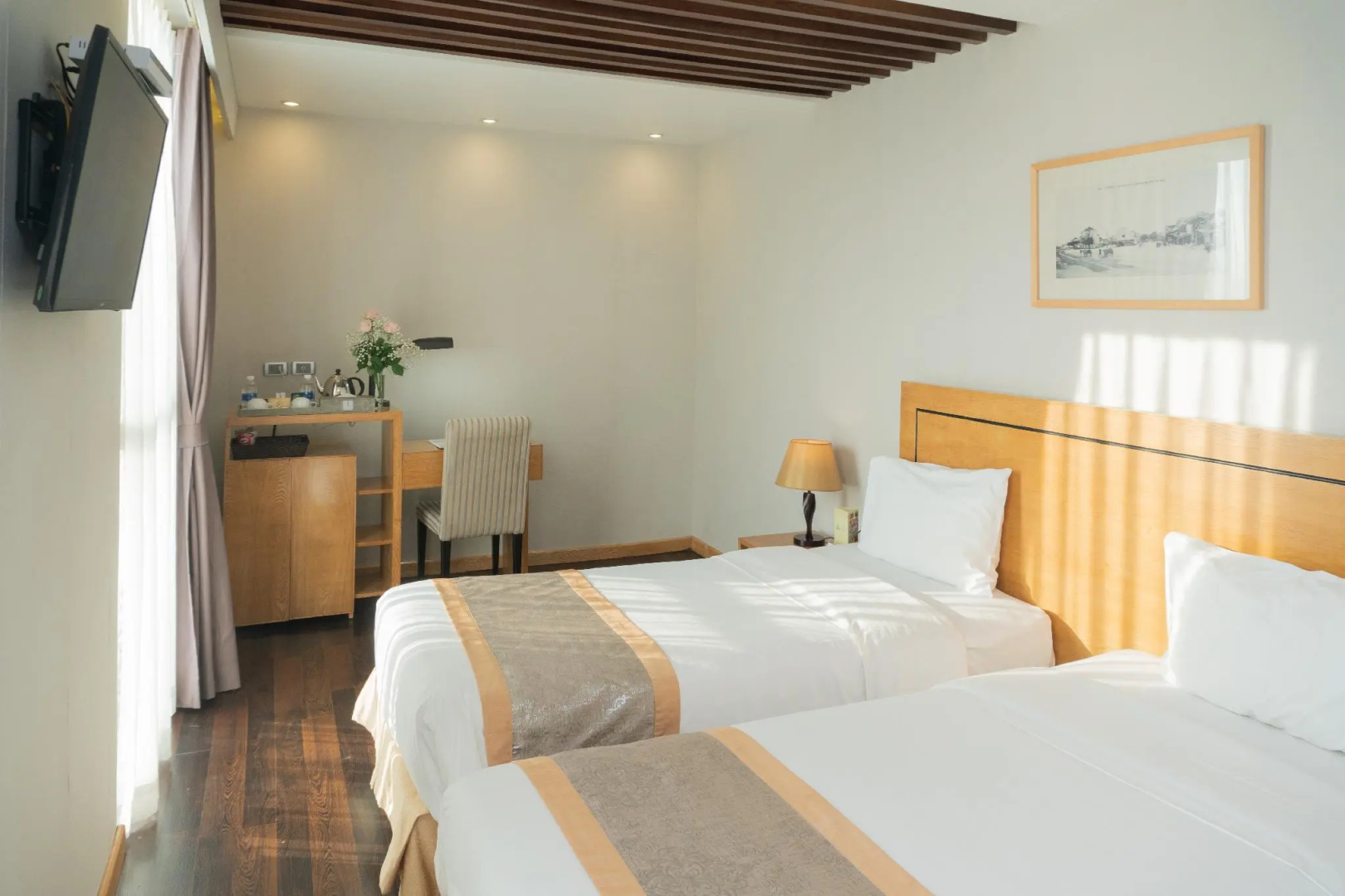Photo - Parkside Sunline Hotel