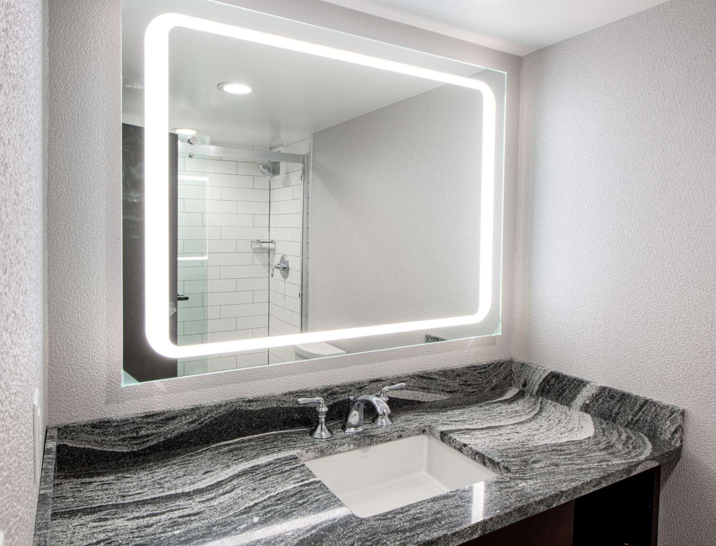 Photo - DoubleTree by Hilton Newark Penn Station