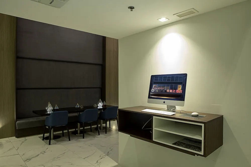 Photo - Ramada Encore by Wyndham Makati
