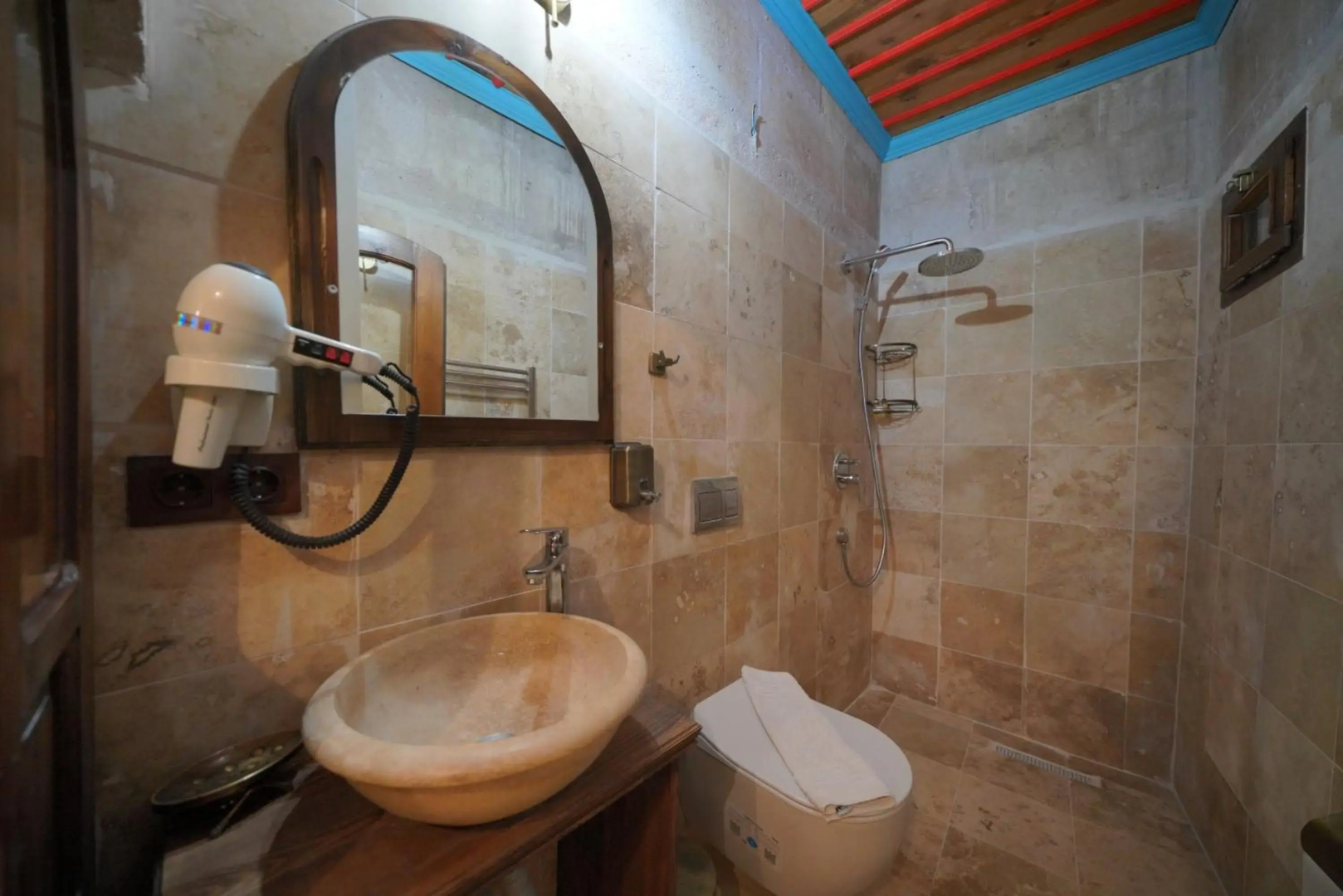 Photo - Travel Inn Cave Hotel