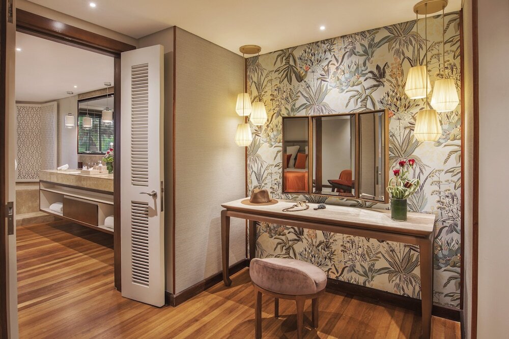 Photo - Royal Palm Beachcomber Luxury