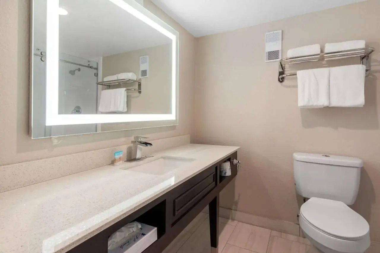 Photo - Palazzo Lakeside Hotel