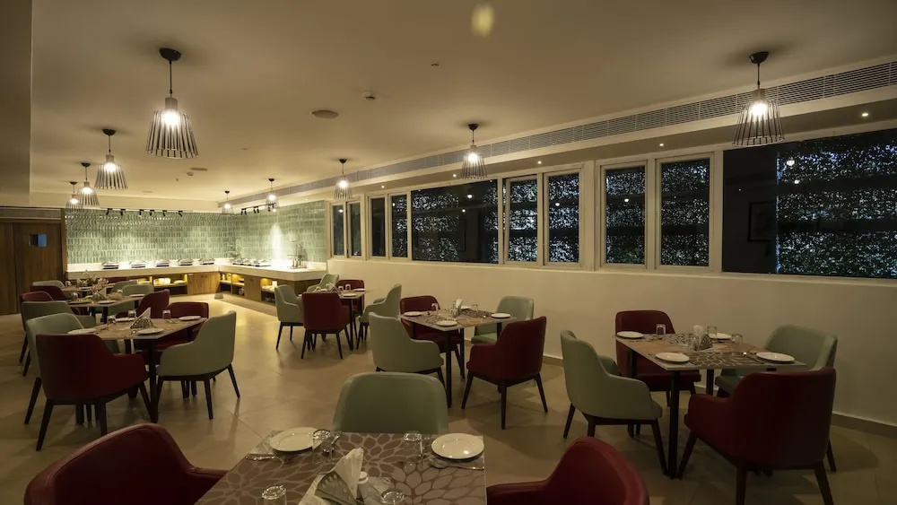 Photo - Grand Continent Secunderabad A Sarovar Portico Affiliate Hotel