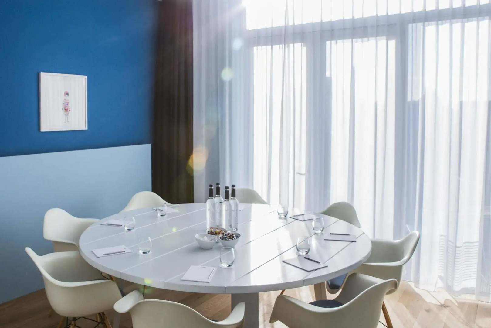 Photo - Vesper Hotel