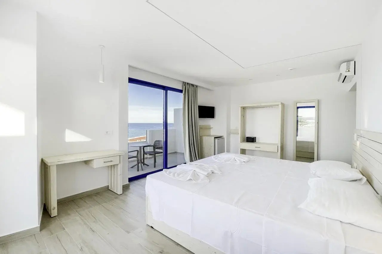 Photo - Raffaello Beach