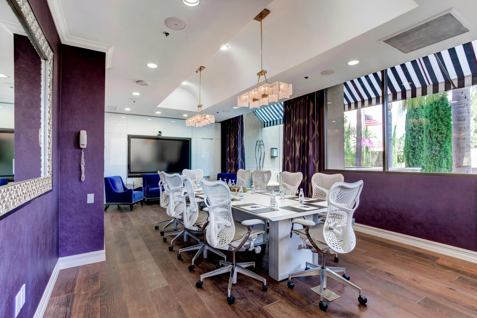 Photo - Avenue of the Arts Costa Mesa, a Tribute Portfolio Hotel