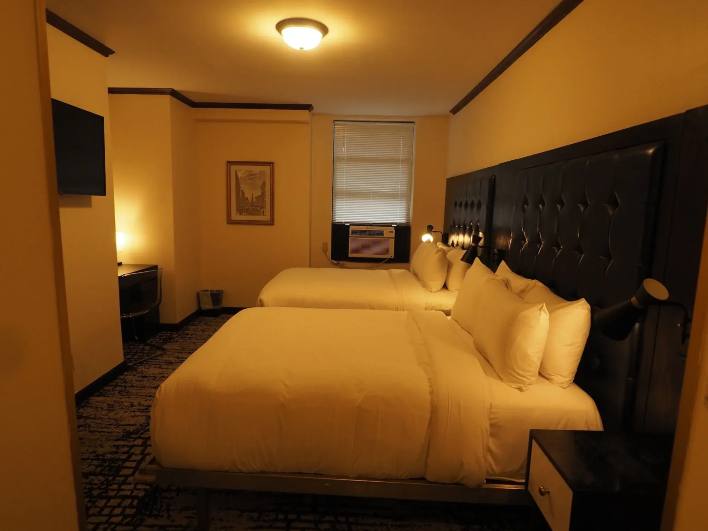 Foto - Night Hotel Broadway