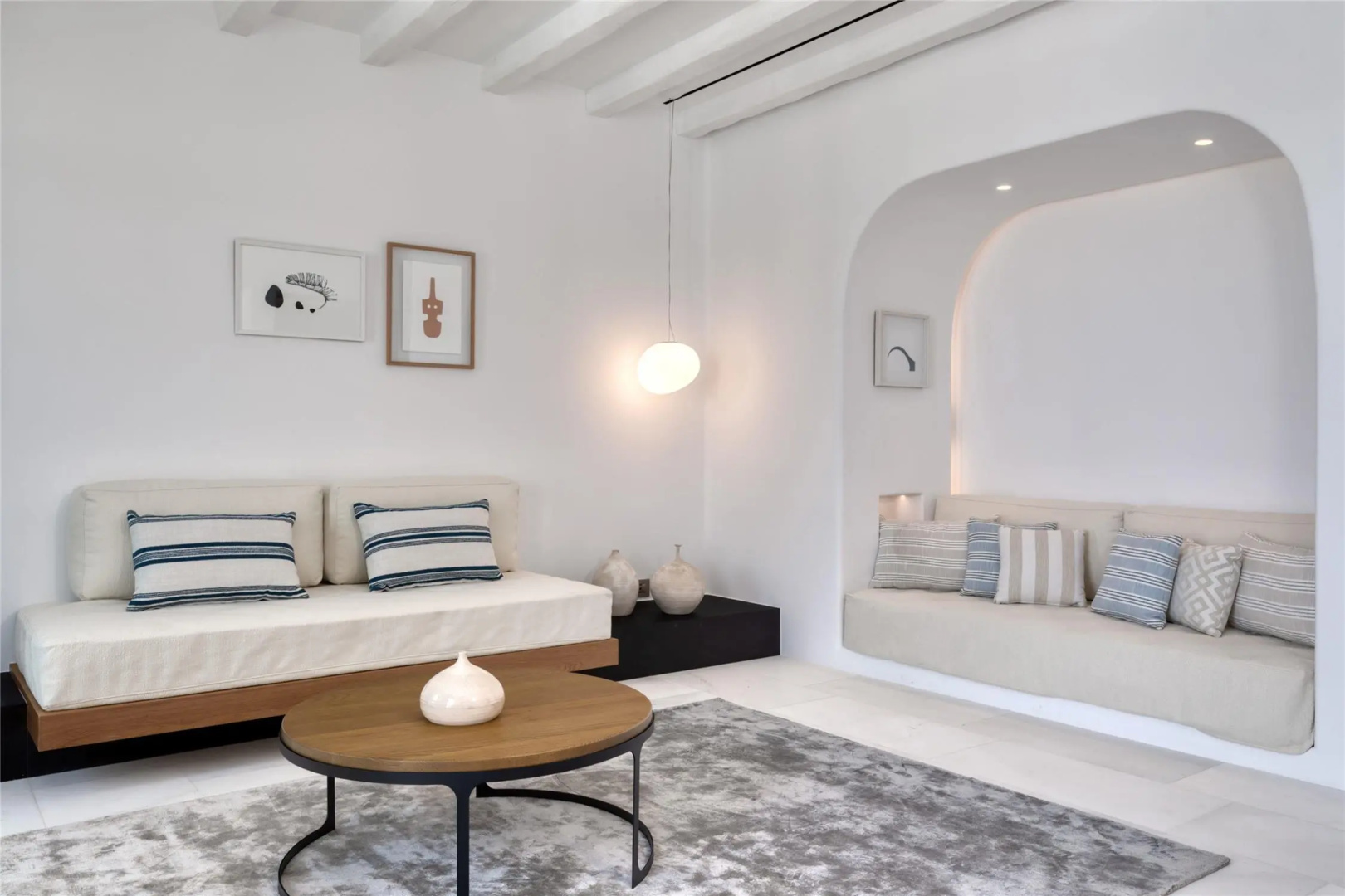 Photo - Sandblu Santorini, LXR Hotels & Resorts