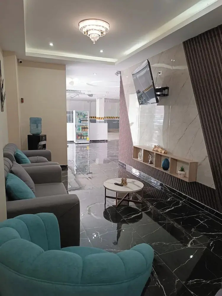 Foto - Hostal Kapital City