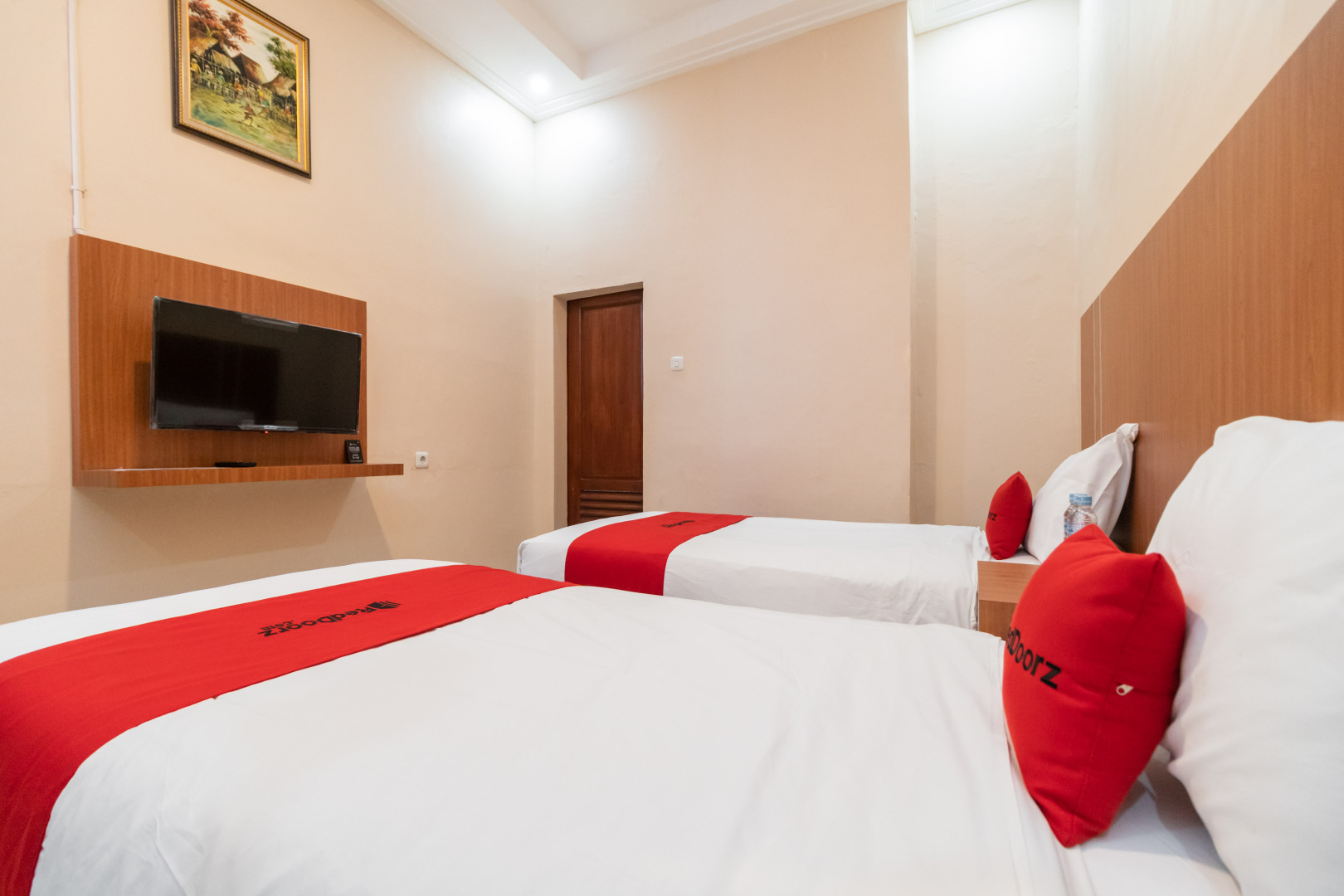 RedDoorz Syariah near RS Mata Padang