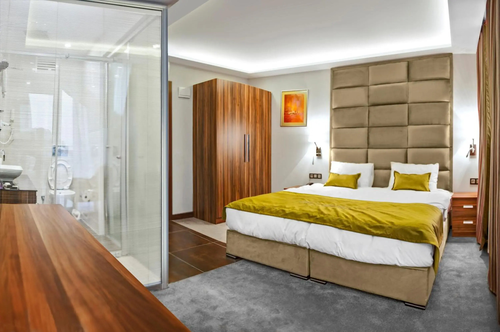 Photo - The 22 Hotel