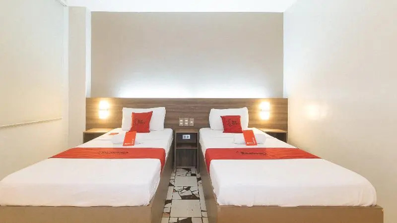 Foto - RedDoorz at V Plaza Hotel Manila