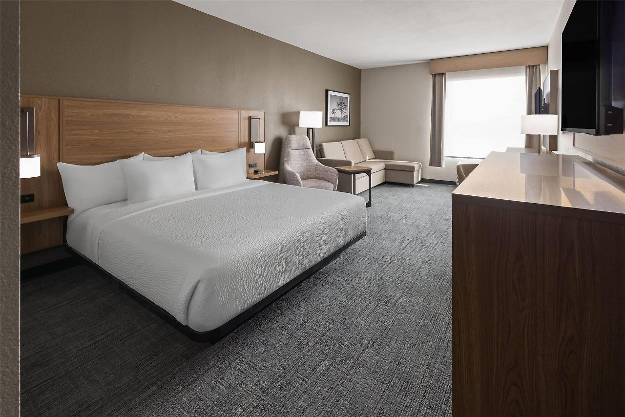 Photo - La Quinta Inn & Suites by Wyndham Phoenix West / Glendale