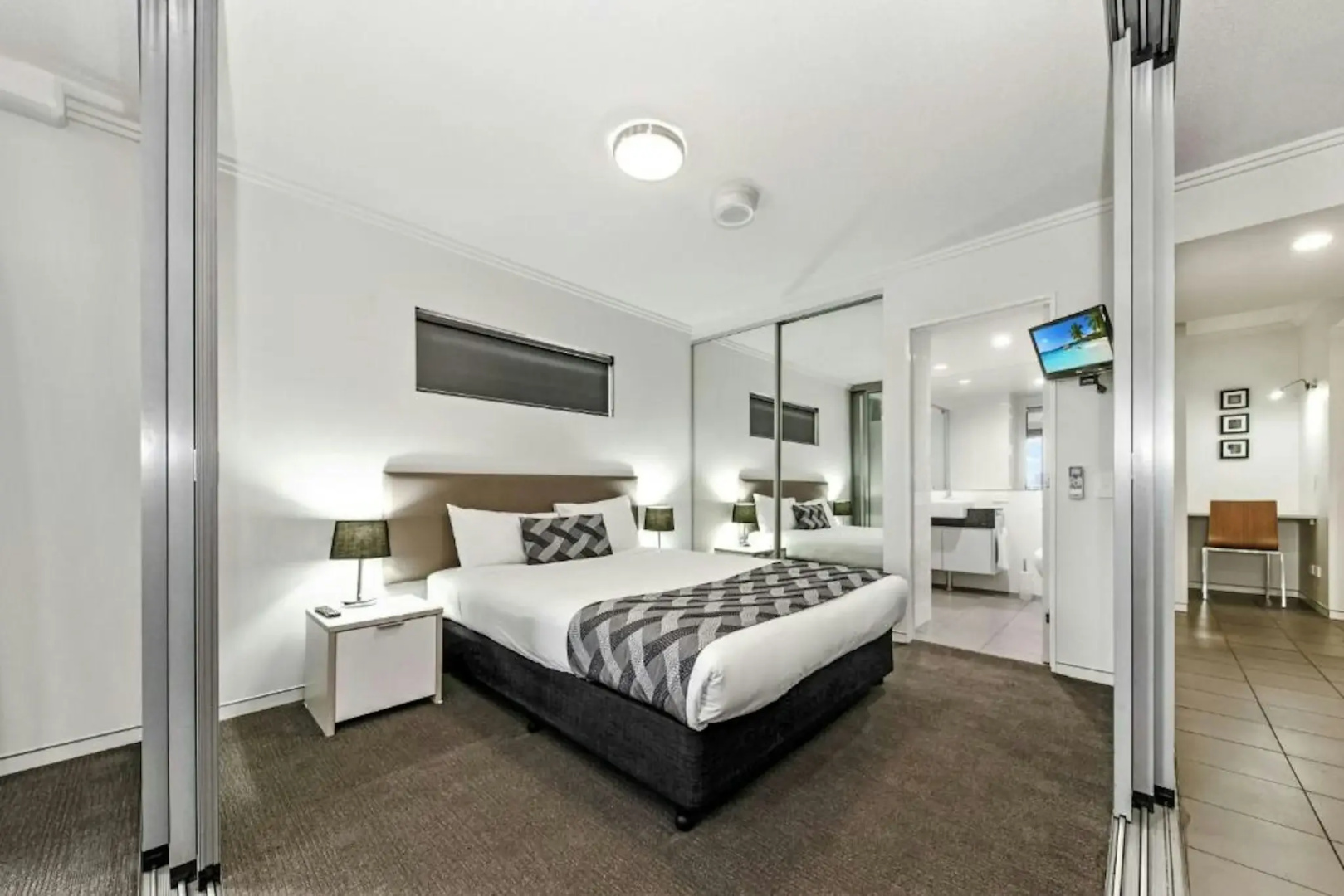 Photo - The Capitol Apartments