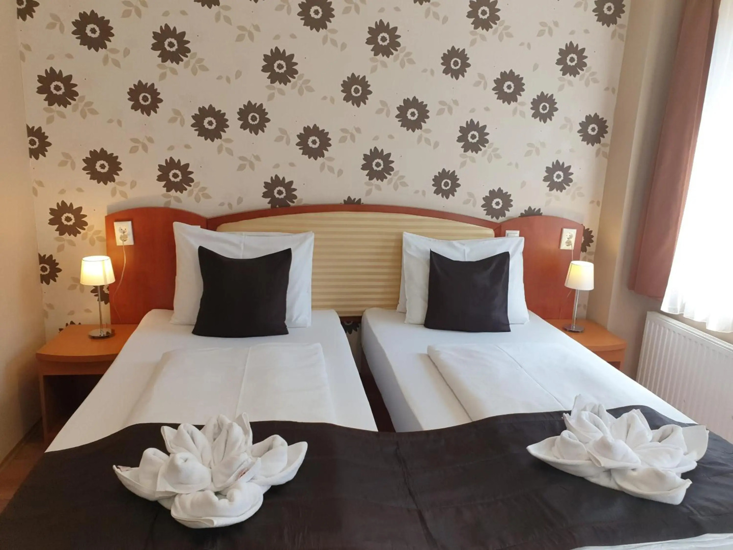 Photo - Six Inn Hotel Budapest