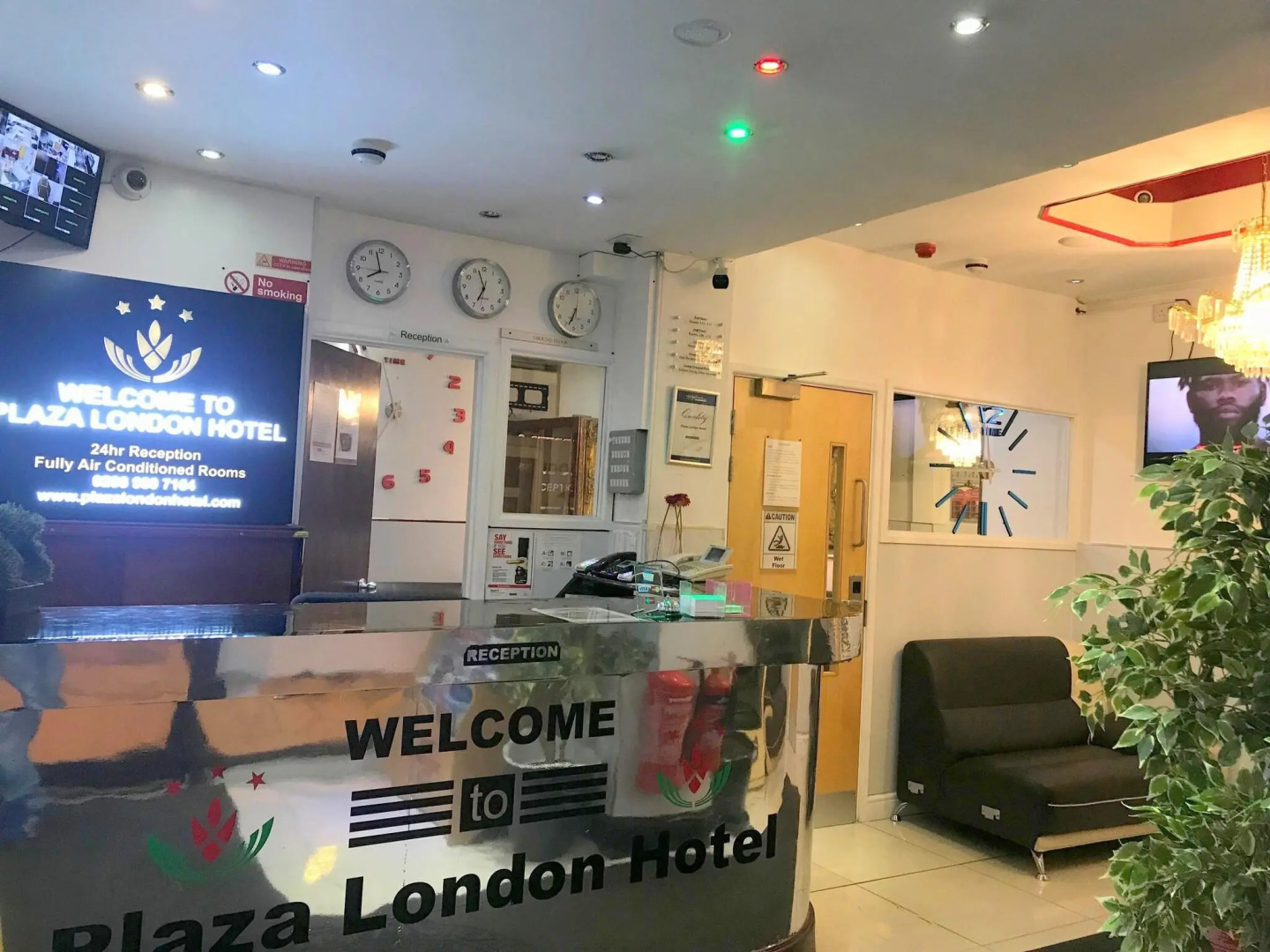 Photo - Plaza London Hotel