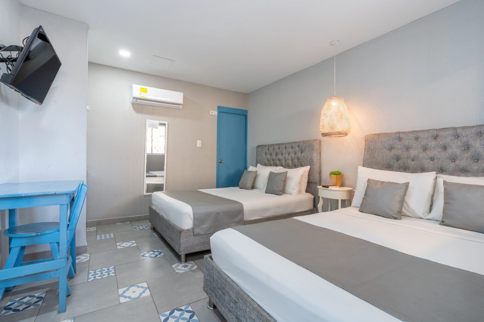 Foto - Hotel ADAZ Mediterraneo