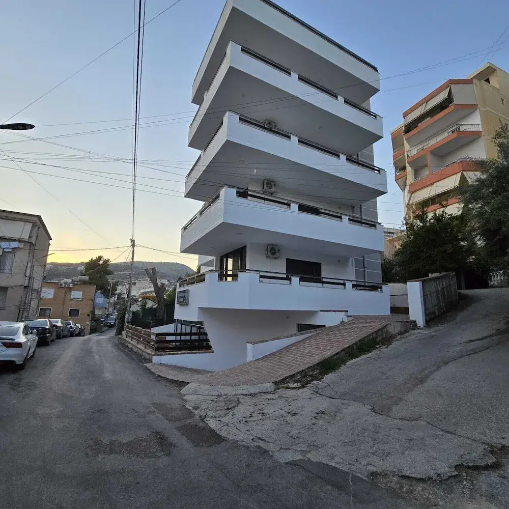 Foto - Lazy Roo Hostel Saranda