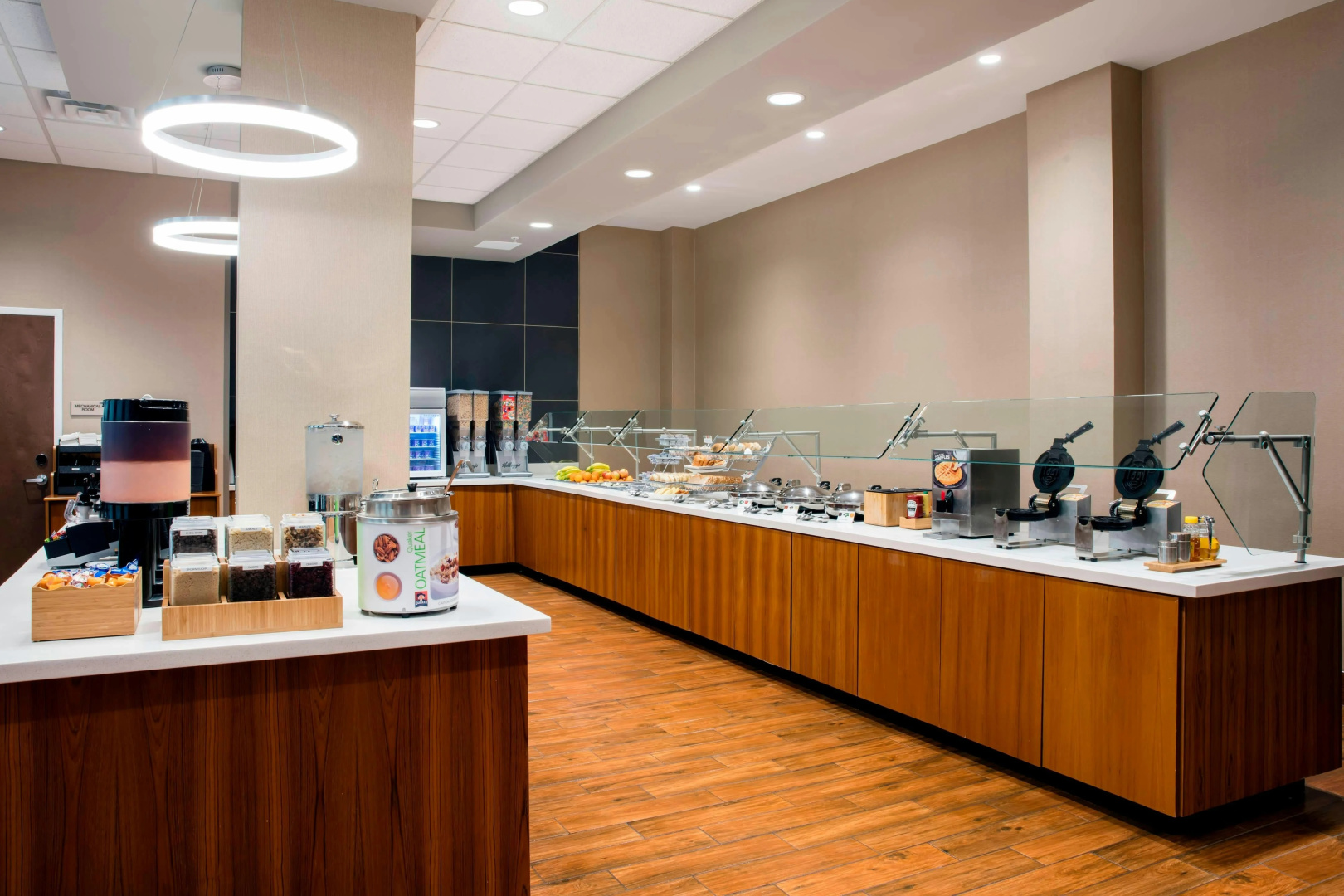Photo - SpringHill Suites Orlando at FLAMINGO CROSSINGS® Town Center/Western Entrance