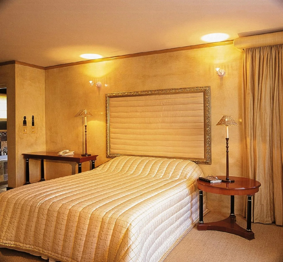 Photo - Ten Bompas Hotel