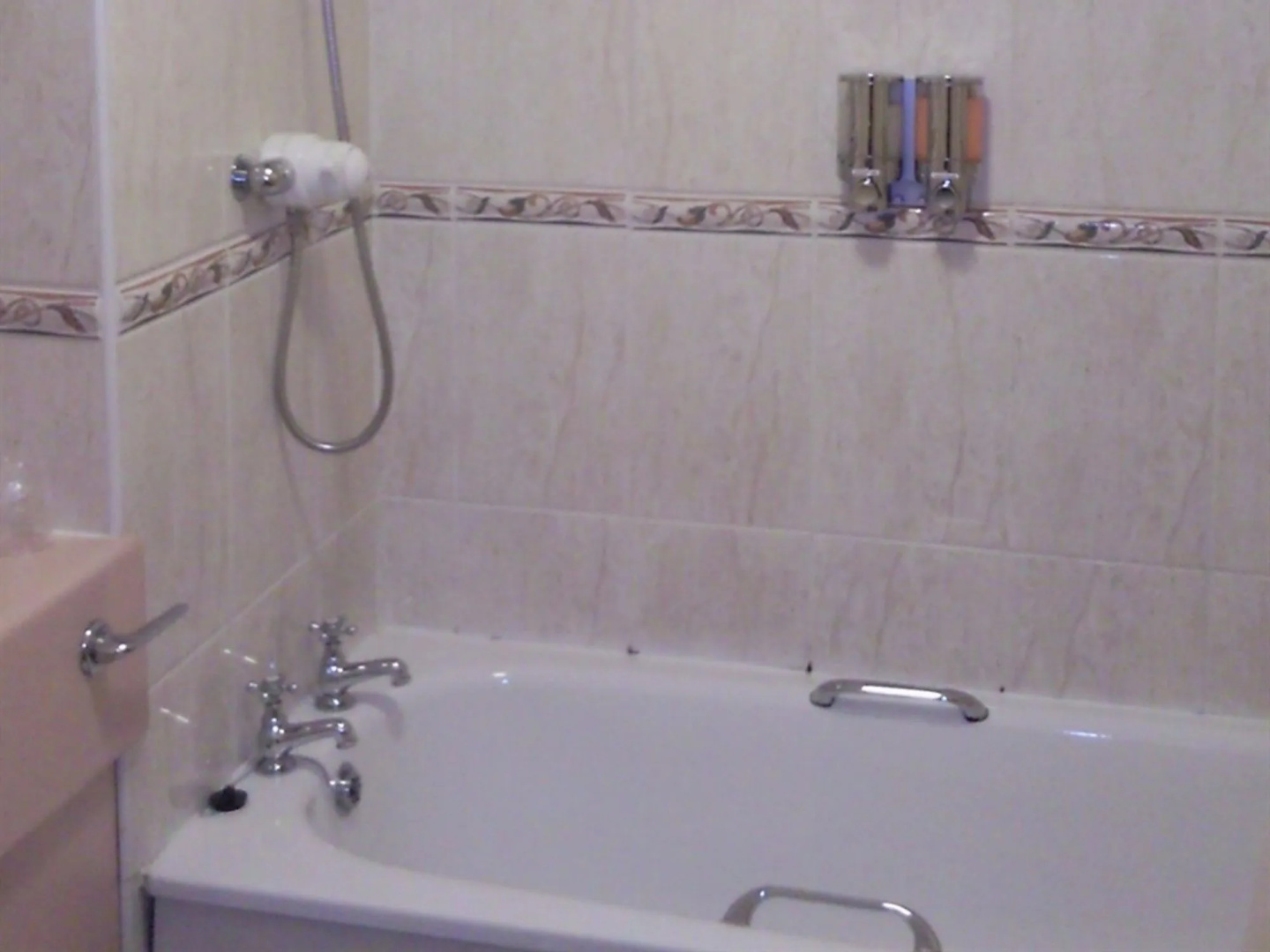 Photo - Garrison Hotel