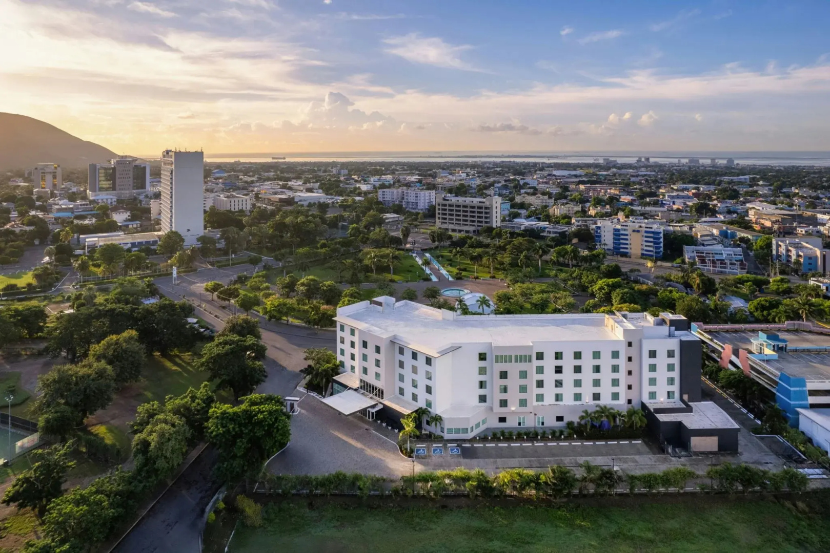 Foto - Courtyard by Marriott Kingston, Jamaica