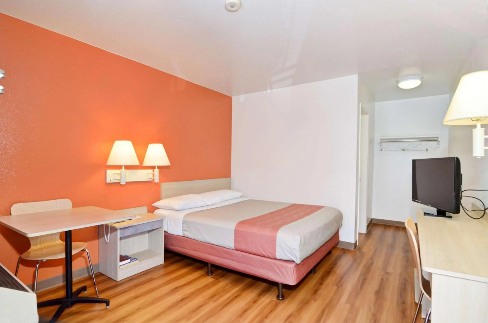 Foto - Motel 6-Palm Springs, CA - East - Palm Canyon
