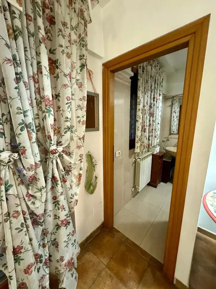 Foto - L'affittacamere nel parco "Appia antica" - Piscina a uso ospiti