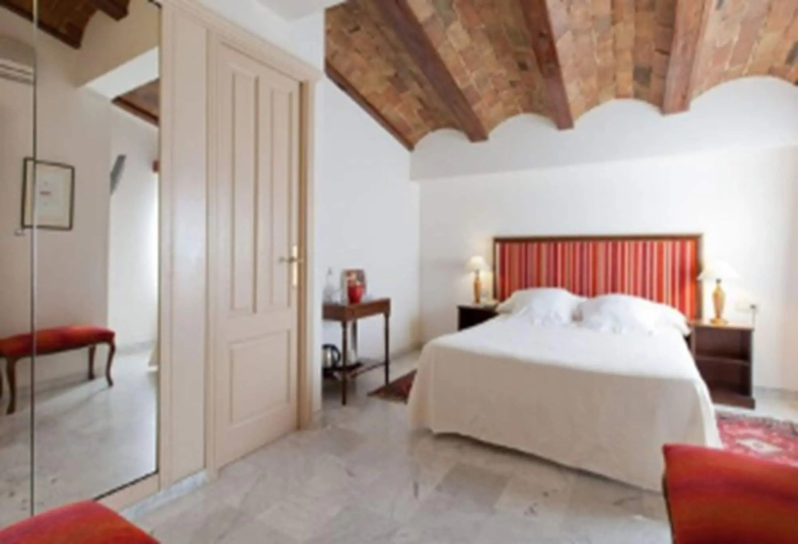 Foto - Ad Hoc Monumental 1881