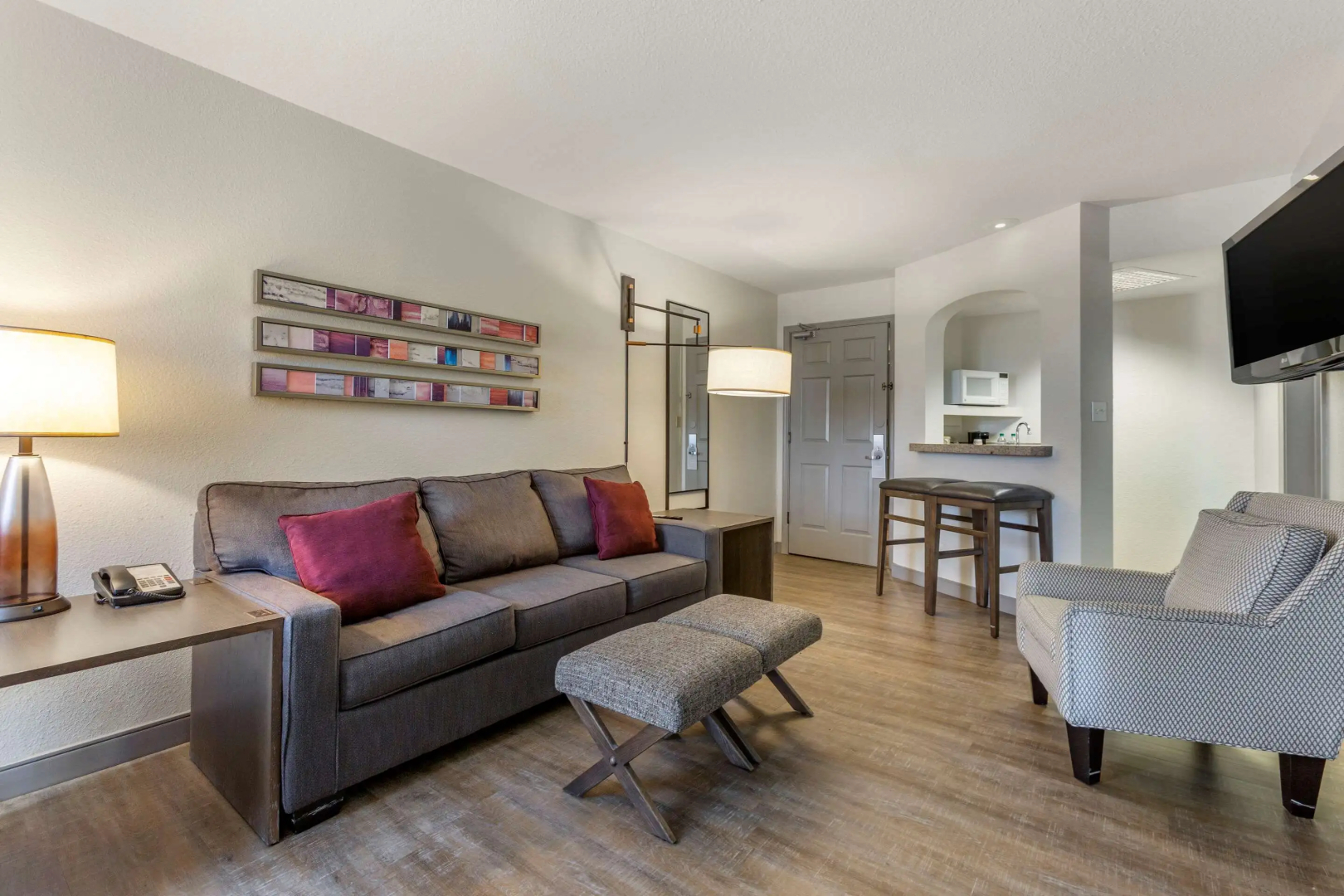 Photo - Windmill Suites Surprise - Phoenix, an Ascend Collection Hotel