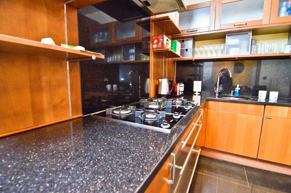 Photo - Thames View House Surrey Quays