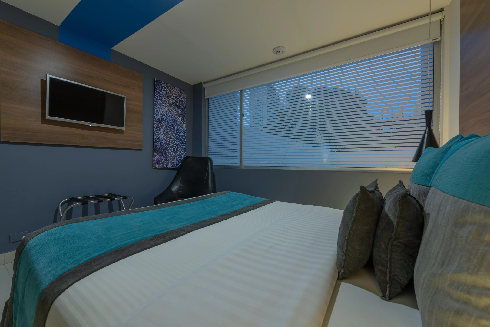 Photo - The Blue Hotel