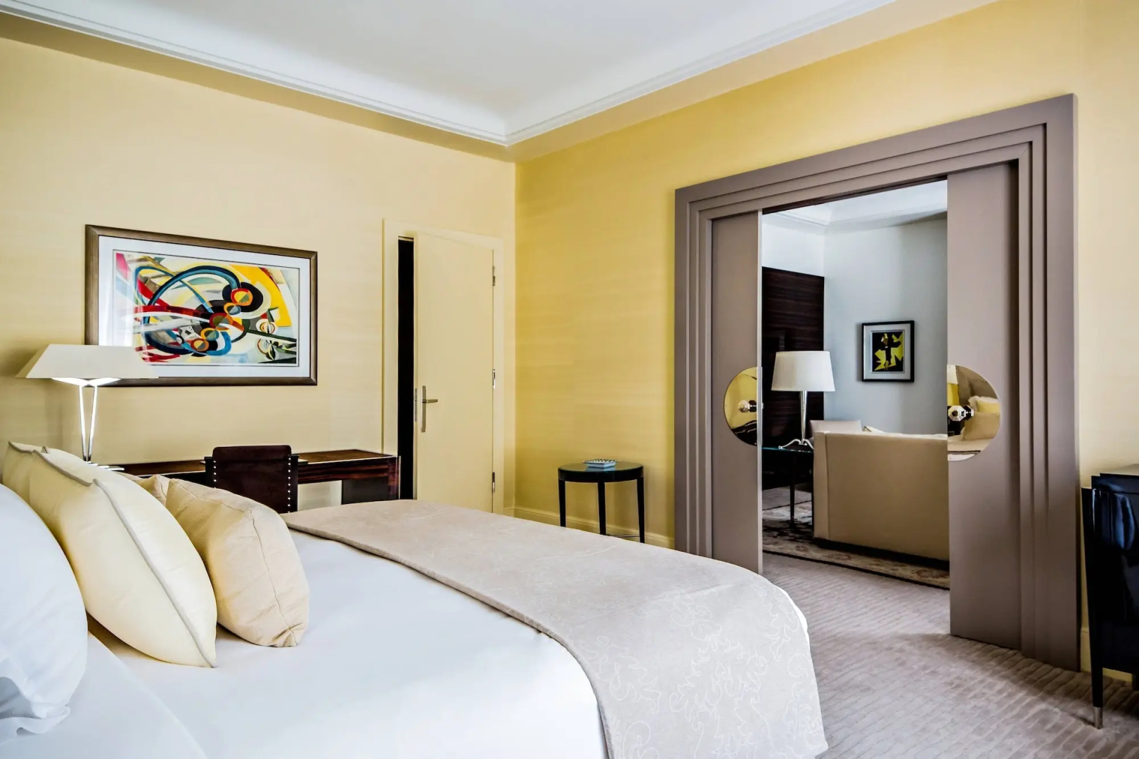 Foto - Prince de Galles, a Luxury Collection hotel, Paris