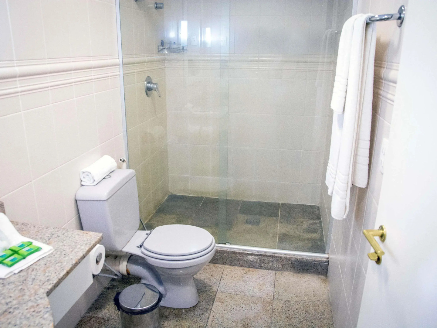 Foto - Manhattan Porto Alegre by Mercure - 5 minutos do Hospital Moinhos de Vento