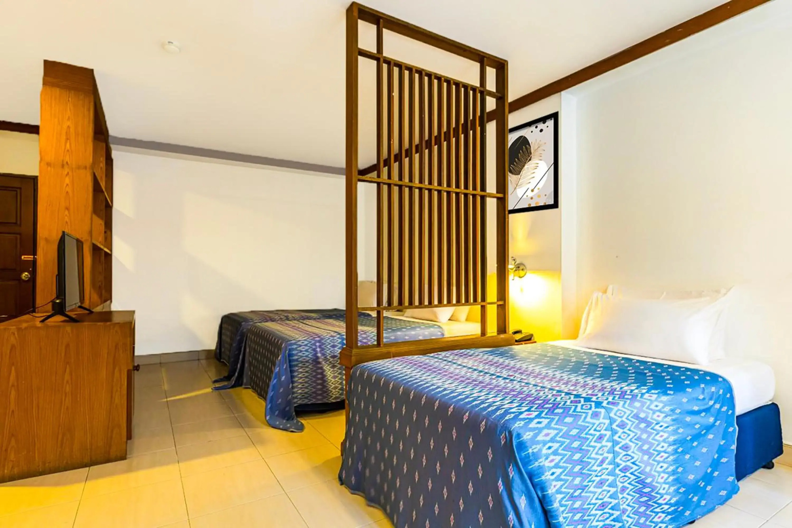Photo - Collection O Howard Square Boutique Hotel