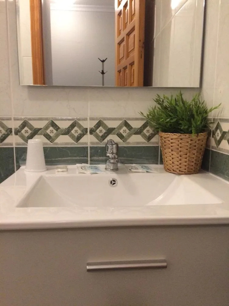Photo - Hostal Acemar
