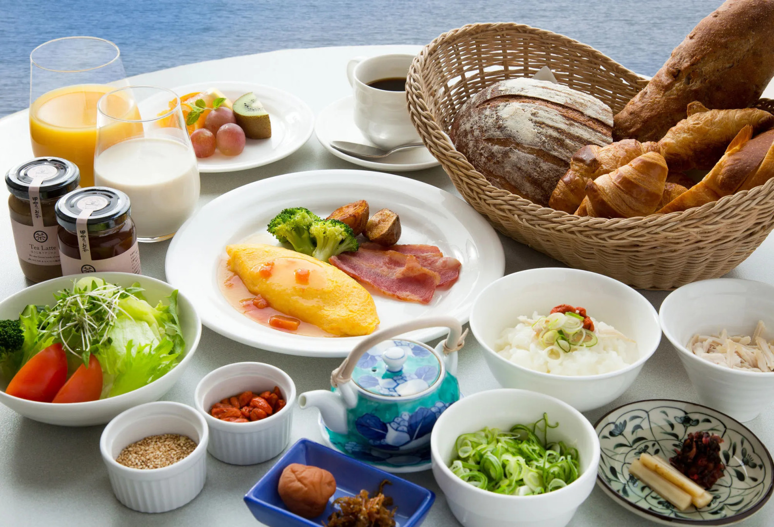 Photo - Lake Biwa Otsu Prince Hotel