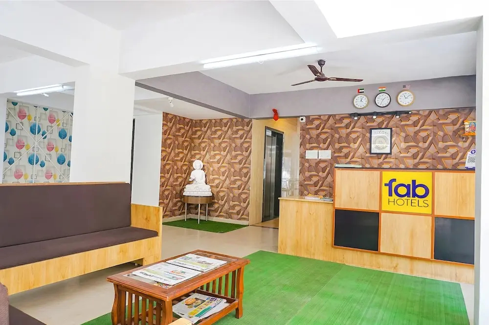 Photo - FabHotel Saffron Inn I - Nr Darshan Museum