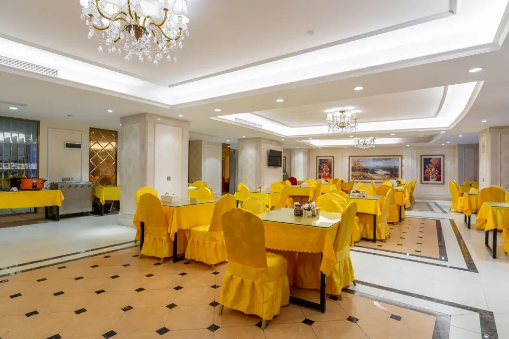 Vienna International Hotel Huiyang Municipal Square