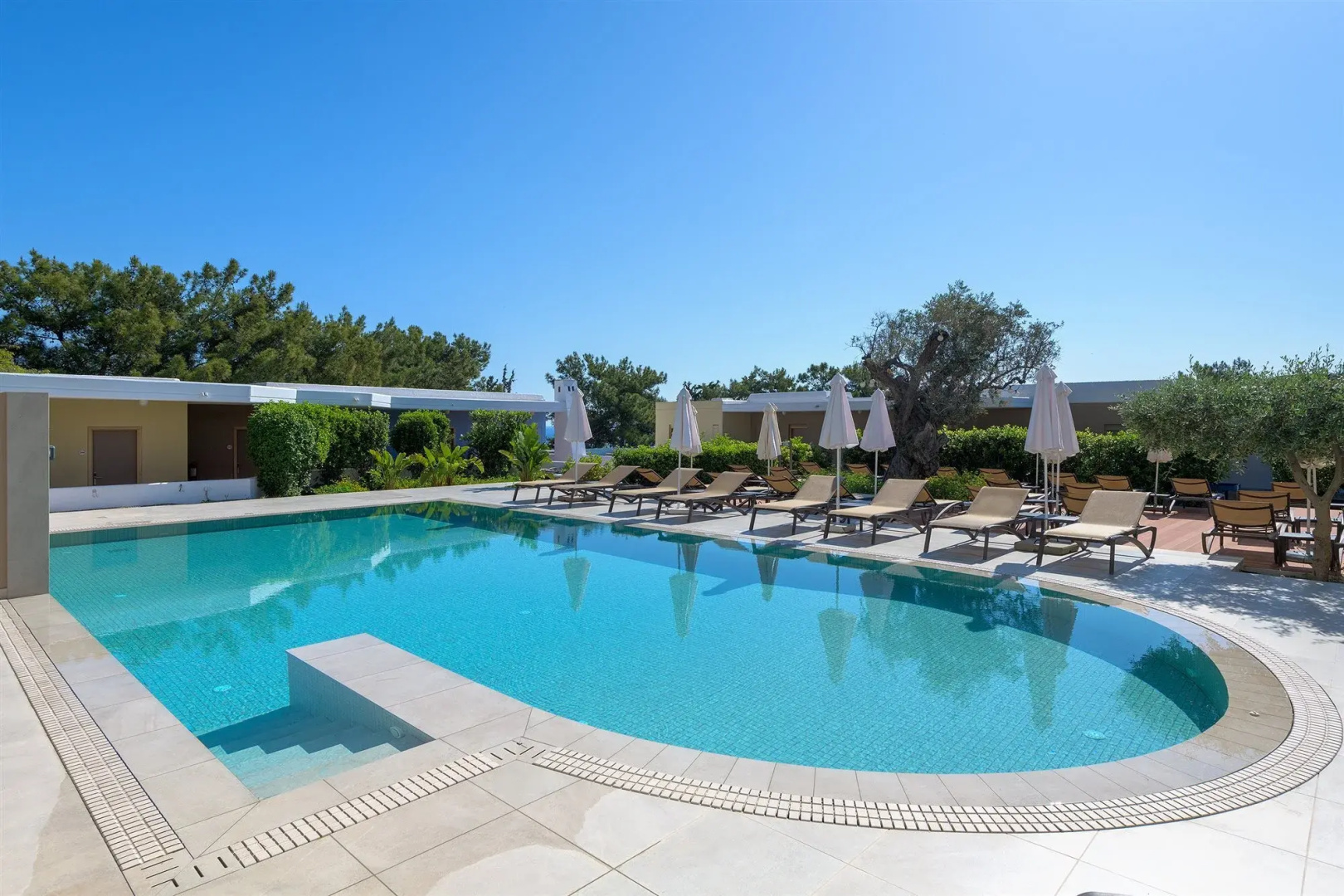 Photo - Porto Angeli Beach Resort – All Inclusive