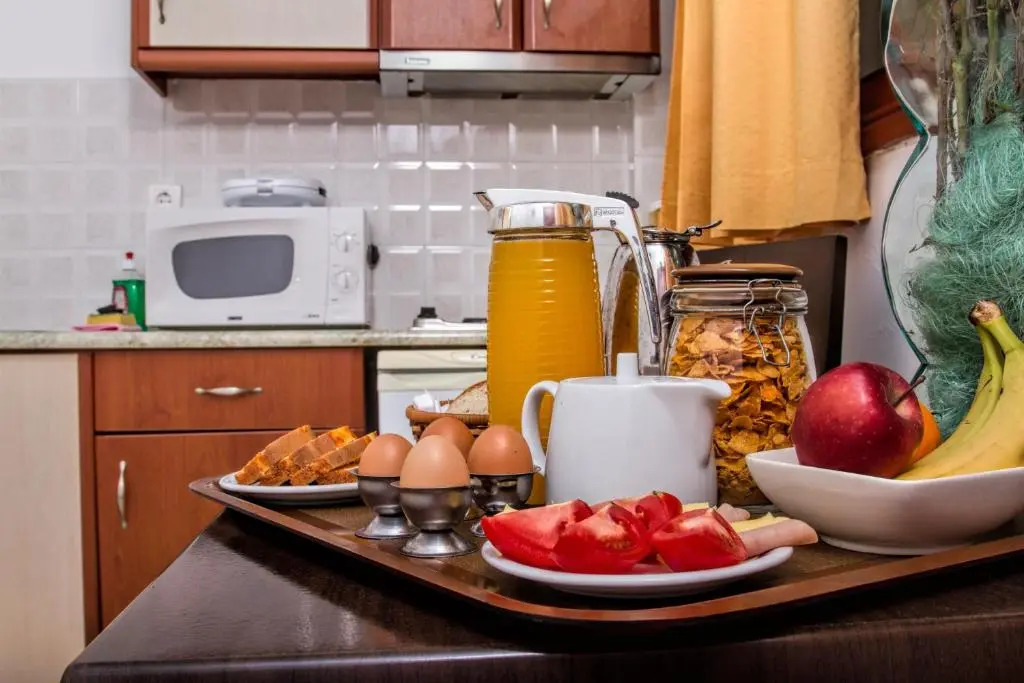 Foto - Birds Villa Apartments with Heated Pool - Including Car and Breakfast