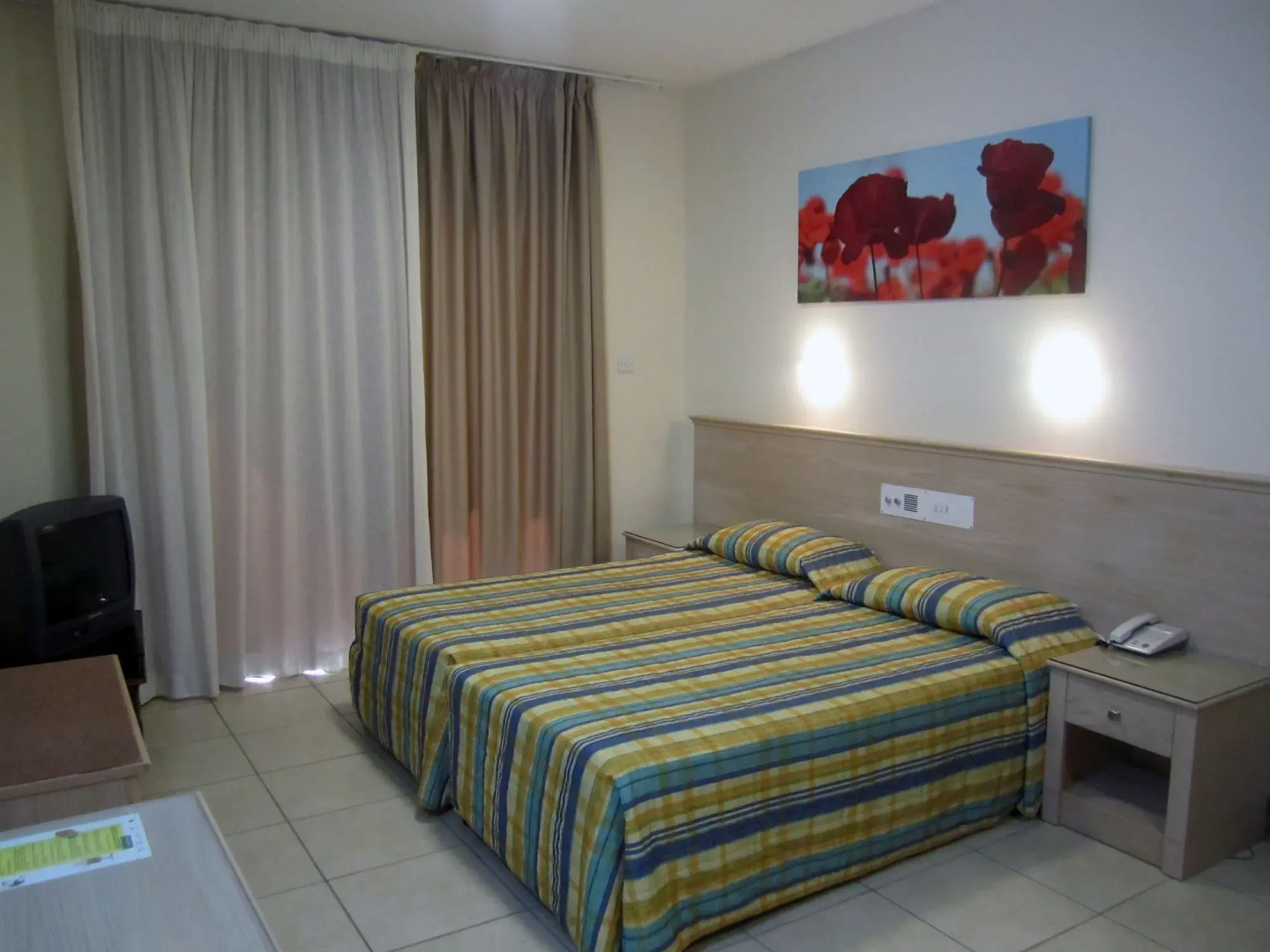 Photo - Senator Hotel Apartments - Adults Only