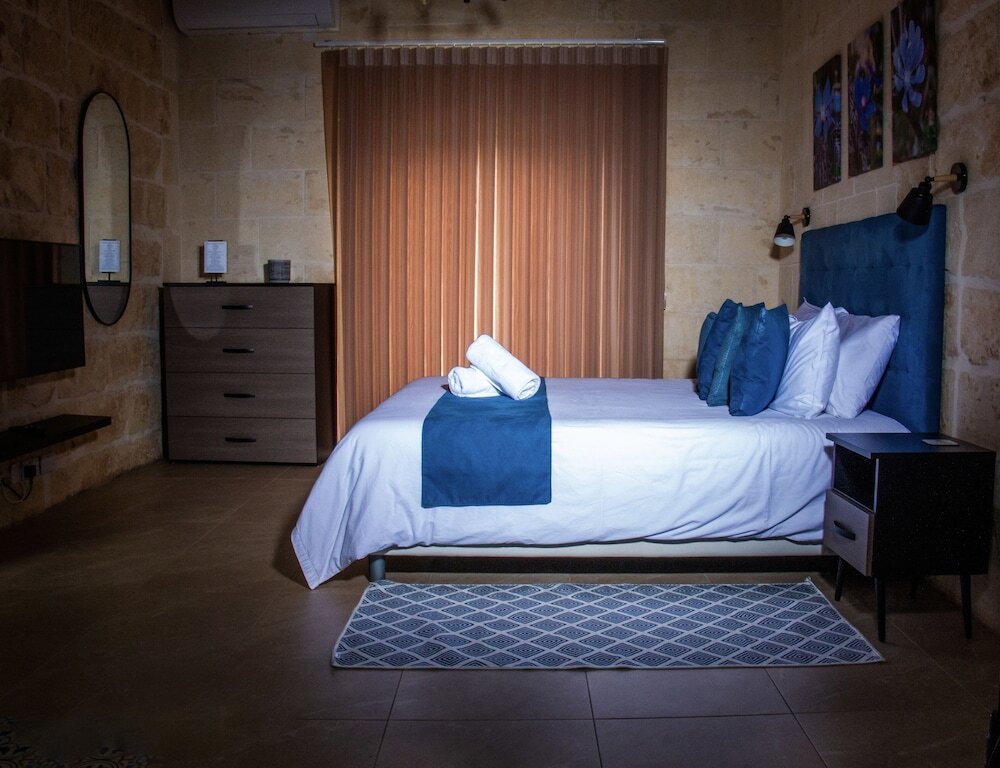 Foto - Sea Holly Gozo