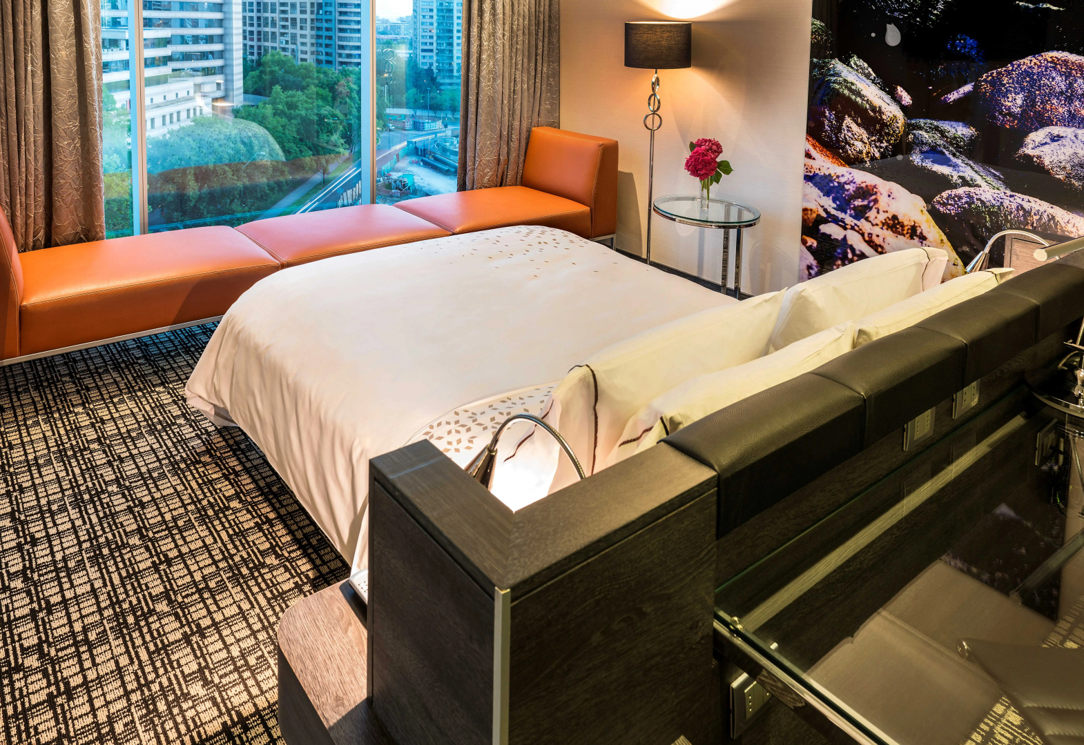 Photo - Renaissance Santiago Hotel by Marriott
